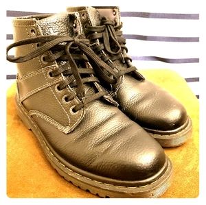 Dr. Martens Black Leather Roseland Boots Shoes